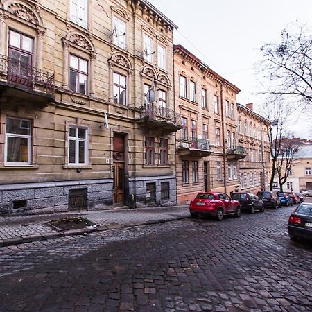 Квартира В Центрі Вулиця Балабана 29 Біля Краківського Ринку Lviv Ngoại thất bức ảnh