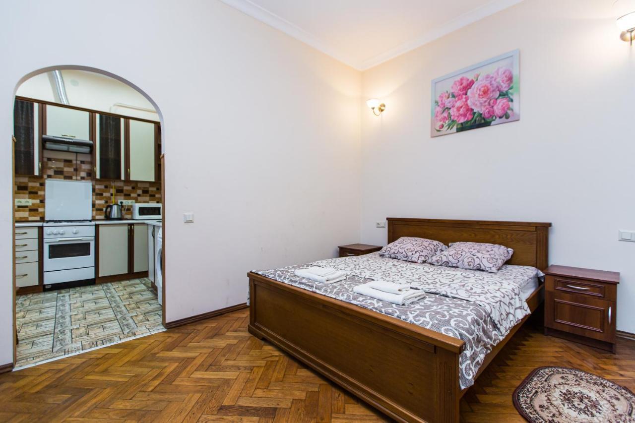 Квартира В Центрі Вулиця Балабана 29 Біля Краківського Ринку Lviv Ngoại thất bức ảnh
