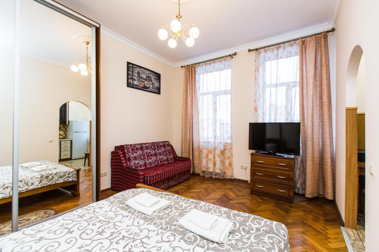 Квартира В Центрі Вулиця Балабана 29 Біля Краківського Ринку Lviv Ngoại thất bức ảnh